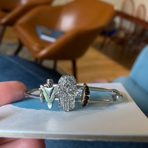 NWT Beautiful Charm Bracelet